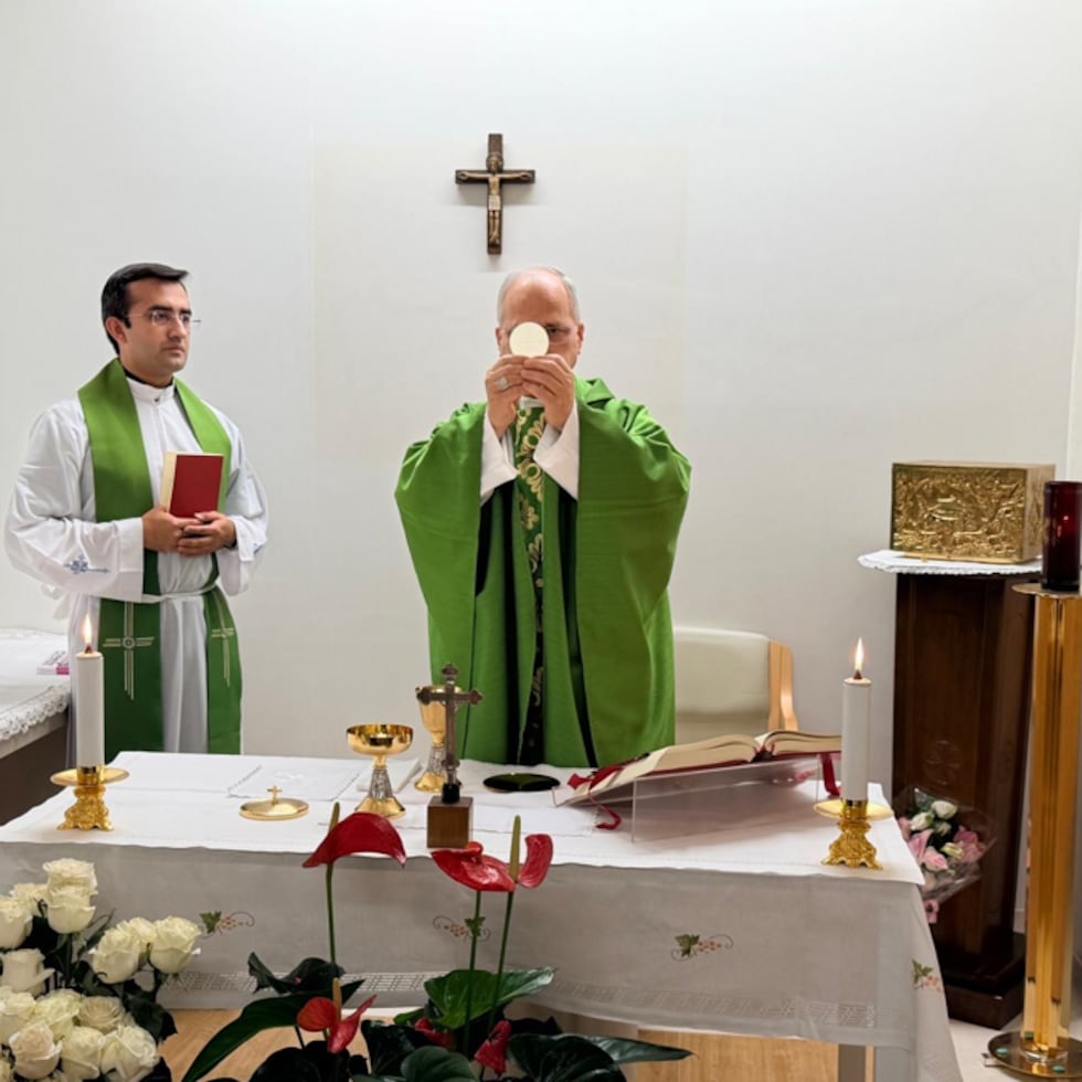 Durante su homilía, el papa ha agradecido a todo el personal del Gemelli, médicos, enfermeros y auxiliares.