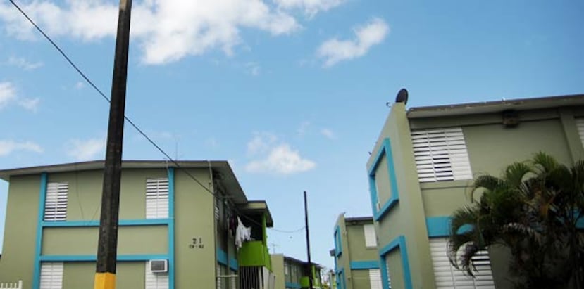 Una portavoz de los vecinos de los caseríos opinó que el proyecto responde a "intereses políticos, antes que a mejorar la calidad de vida de la gente de los residenciales". (Archivo)
