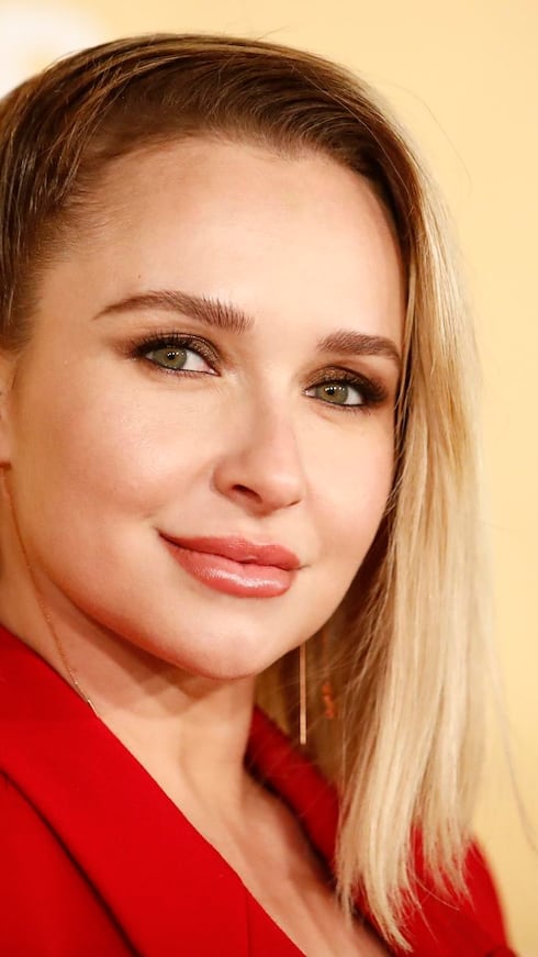 El padre de la actriz Hayden Panettiere confirmó la muerte de su hija a los 36 años.