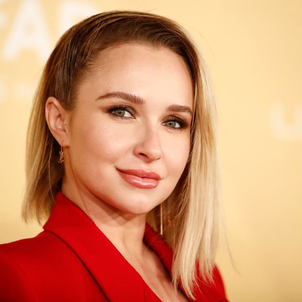 El padre de la actriz Hayden Panettiere confirmó la muerte de su hija a los 36 años.