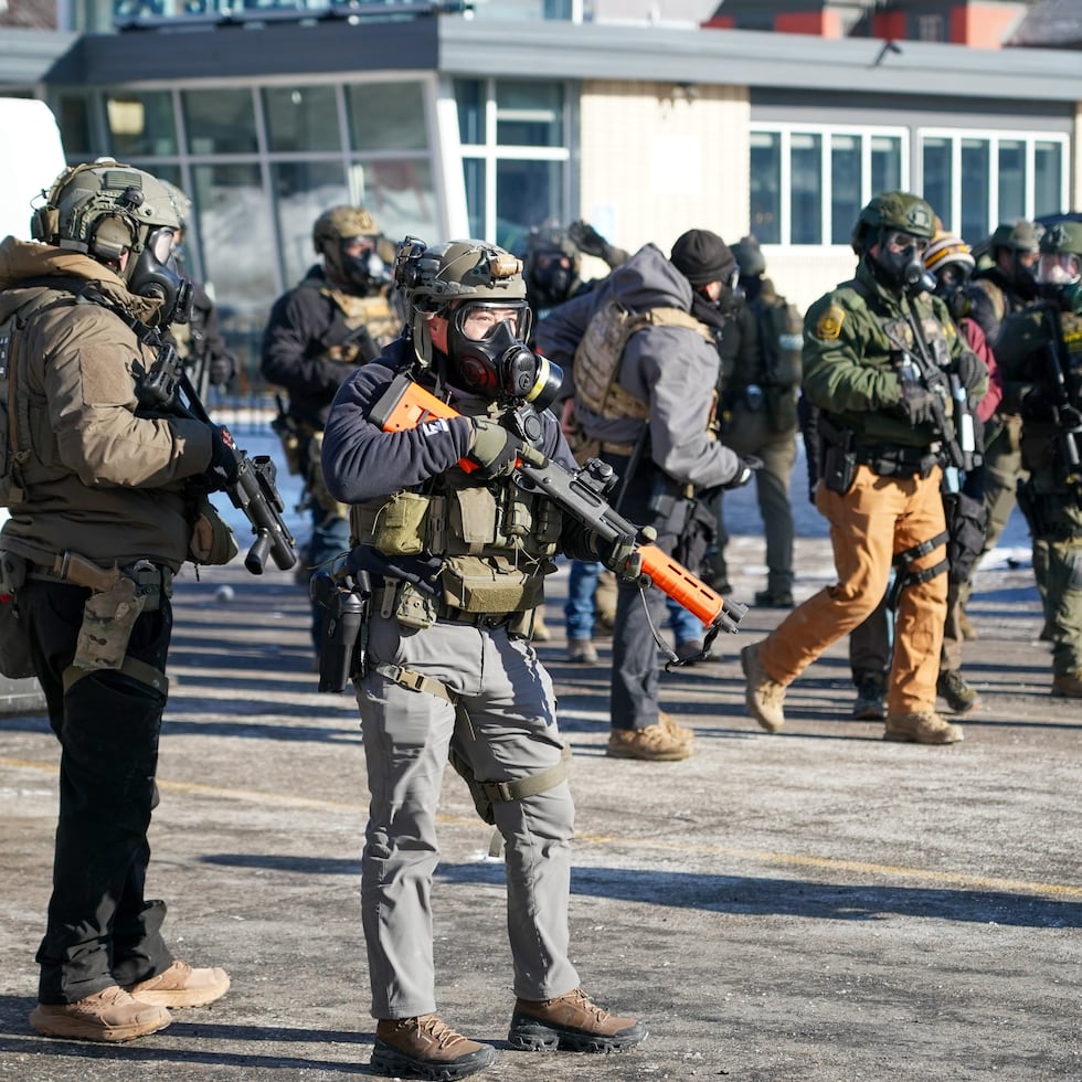 No está claro cuántos agentes han sido puestos en licencia.