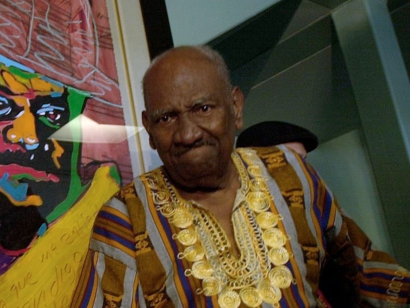 Tite Curet Alonso, quien falleció el 5 de agosto de 2003, fue uno de los compositores de música tropical más importantes, que se destacó por su lírica poética y con mensaje social.