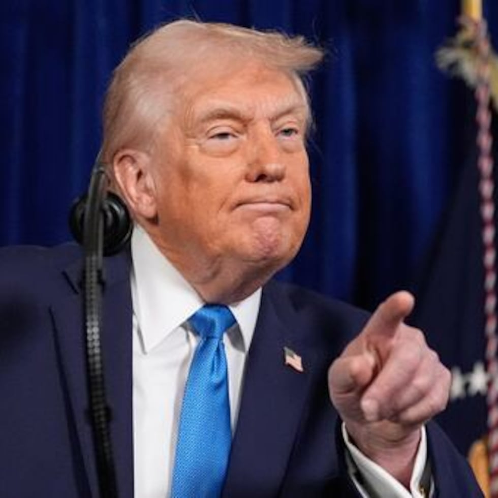 Las encuestas coinciden en que una mayoría de los estadounidenses desaprueba el desempeño de Trump, a un año de tomar posesión.