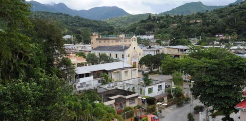 Vista a la plaza de recreo en Jayuya. (Archivo)