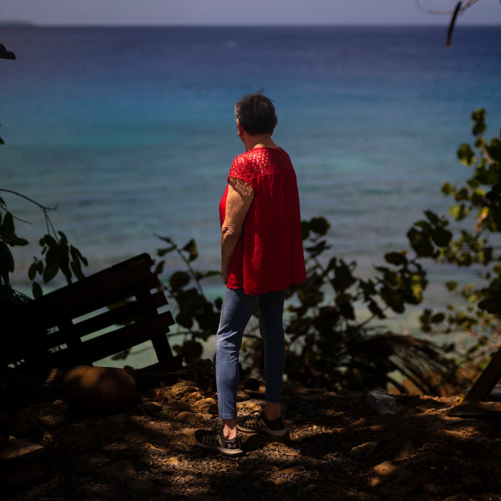 Con voz entrecortada, la septuagenaria recordó que su familia lleva 140 años en los terrenos que tendrá que dejar de habitar.