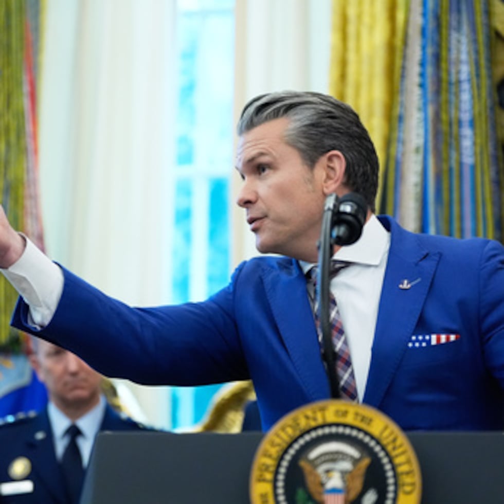 Se tiene previsto que el secretario de Defensa, Pete Hegseth, y otros altos funcionarios de seguridad nacional ofrezcan sesiones informativas a puerta cerrada para legisladores.