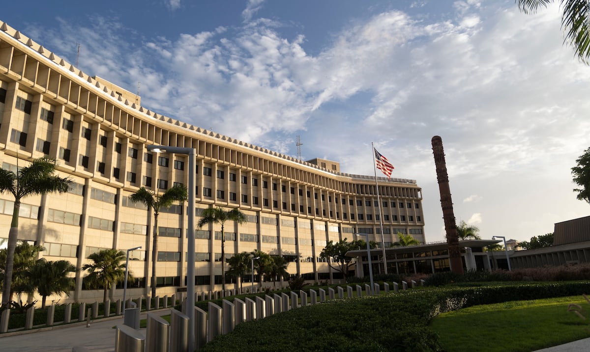 Tribunal Federal en PR advierte sobre mensajes de texto fraudulentos que suplantan a la corte