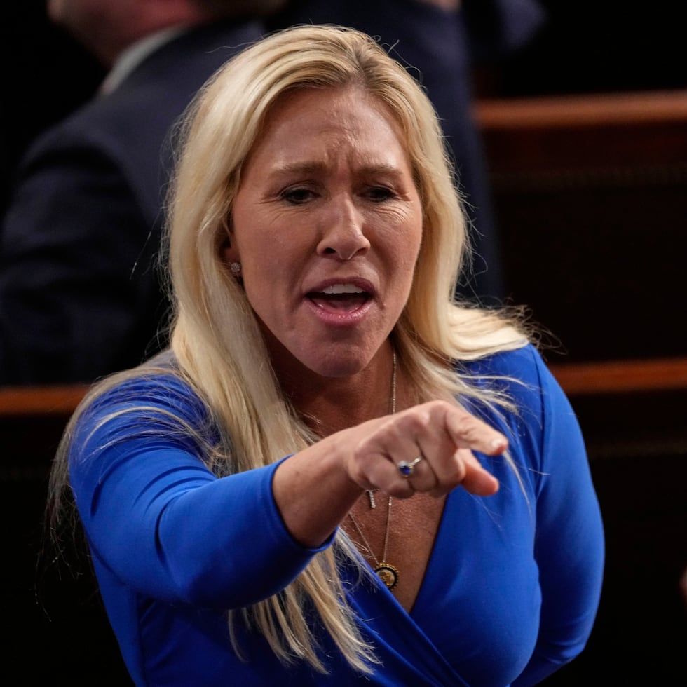 Tras acusar a la republicana de Georgia de radicalizarse hacia la izquierda, Trump escribió que lo único que había visto de Greene en los últimos meses era quejarse sin parar.