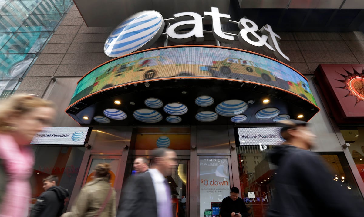 AT&T resuelve la avería que afectó a clientes de Liberty en Puerto Rico ...