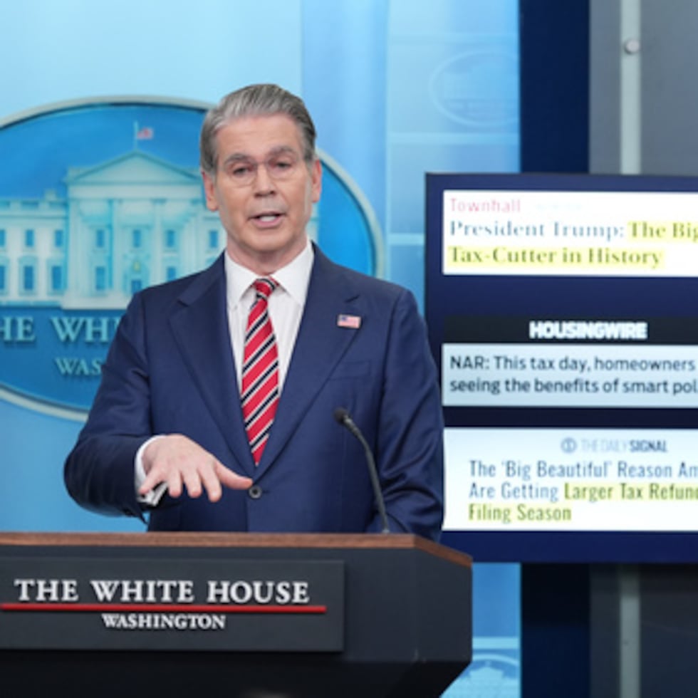 El Departamento del Tesoro renovó la exención dos días después de que Bessent dijera en la Casa Blanca que no tenía planes de ampliar el alivio de sanciones.