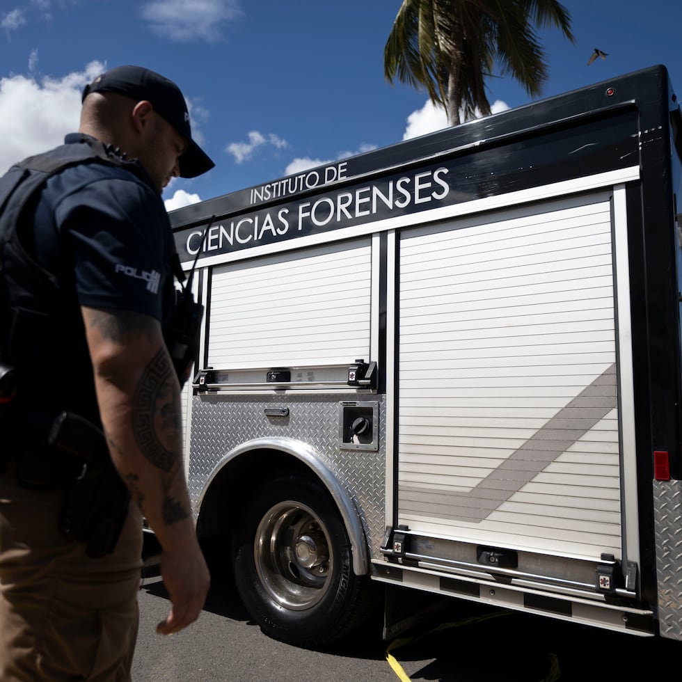 El cuerpo baleado de un hombre fue encontrado sin signos vitales tirado en el pavimento en una carretera en Ponce.