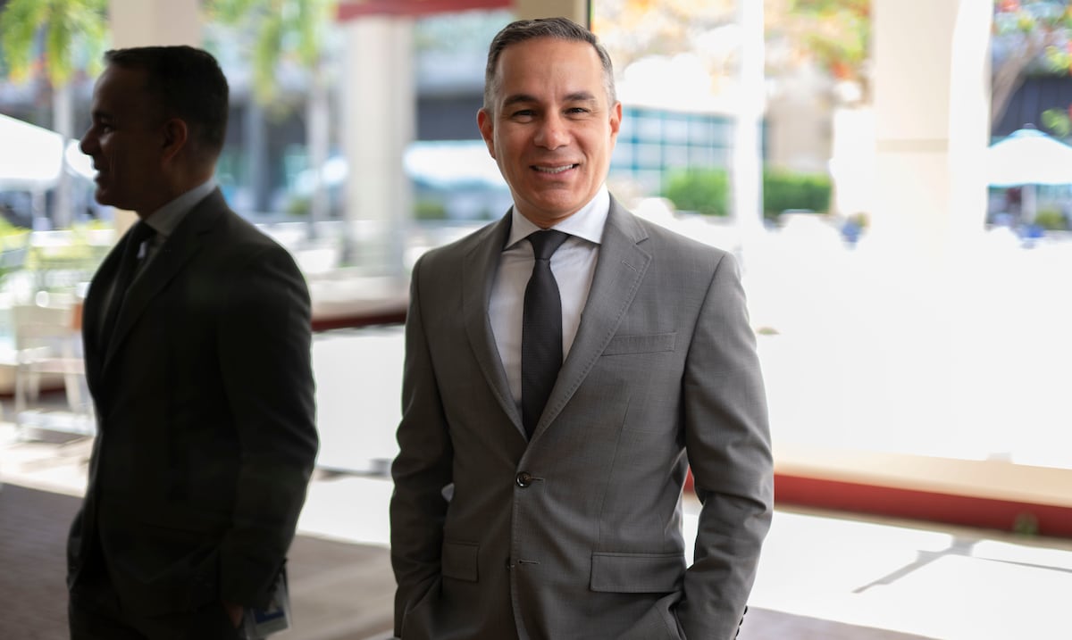 Ejecutivo puertorriqueño de Amgen ve futuro "brillante" pero advierte sobre estabilidad