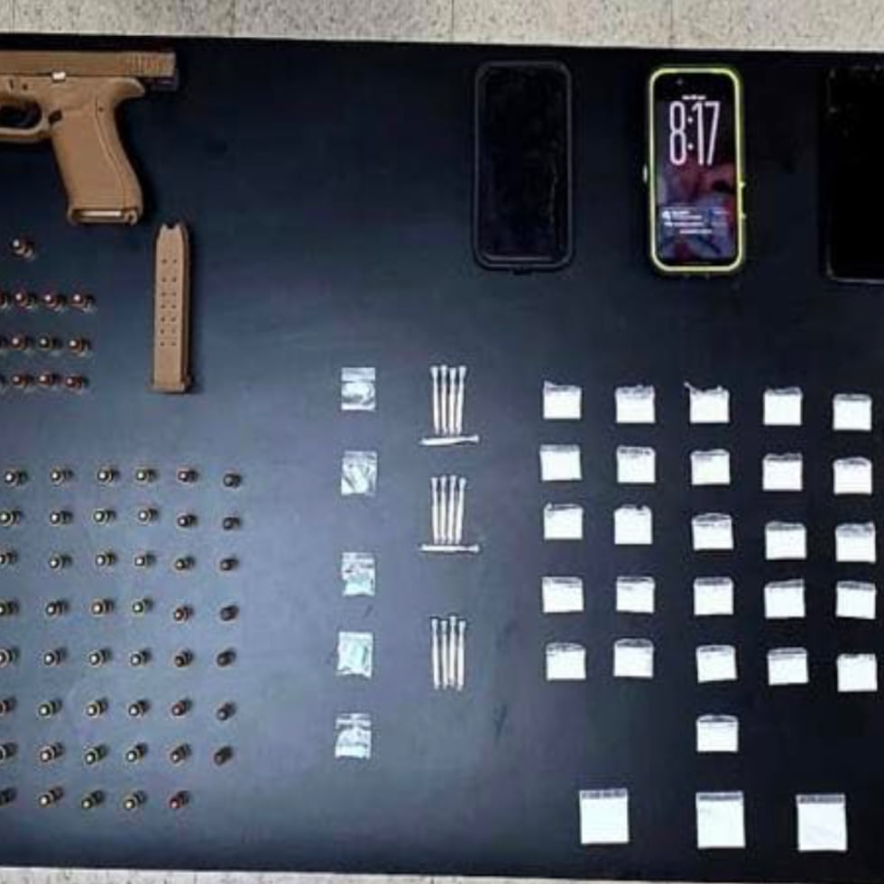 Imagen contenida en la declaración jurada de la DEA que muestra el material que supuestamente fue ocupado en la casa allanada en Canóvanas.