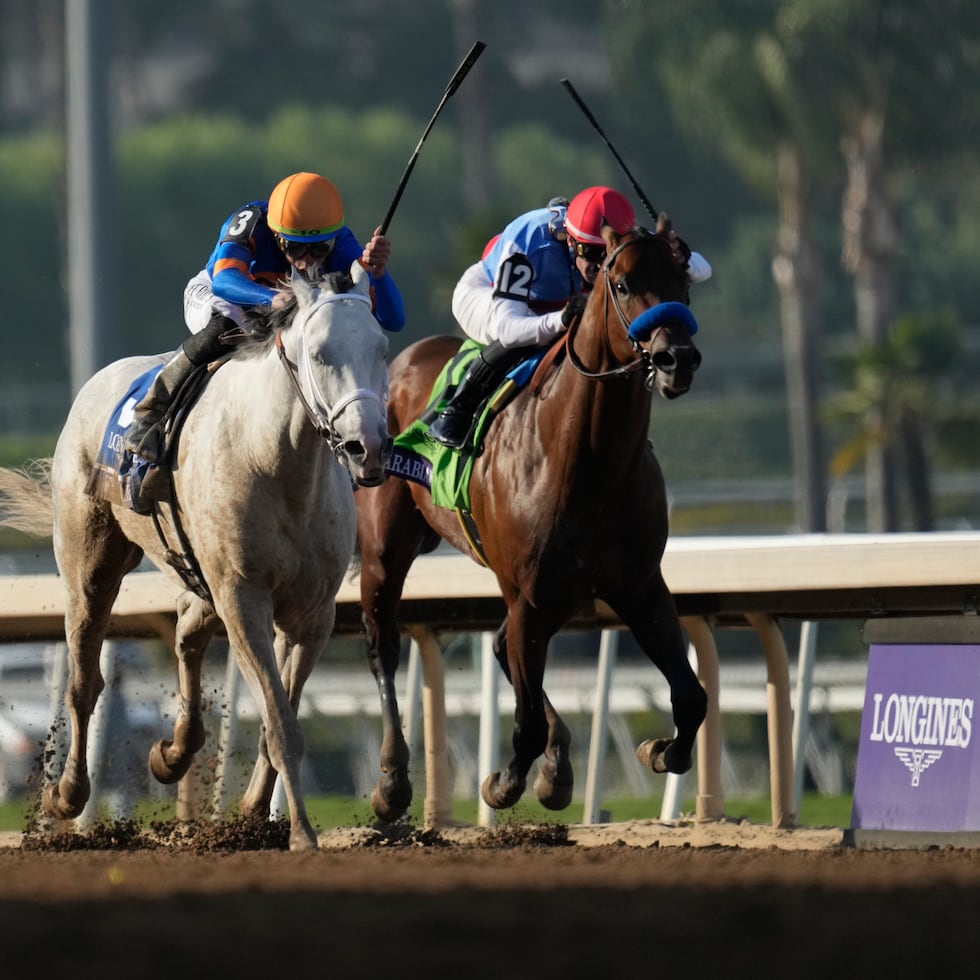 Irad Ortiz Jr., por fuera, y Flavien Prat, por dentro, llegan a la Despedida de Año en medio de una cerrada batalla por el título de dinero producido.