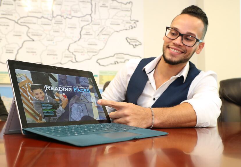 Bryan Rivera Medina viajará a Suiza para una cumbre en la que presentará su proyecto de inteligencia artificial que ayuda a niños diagnosticados con autismo a identificar emociones.