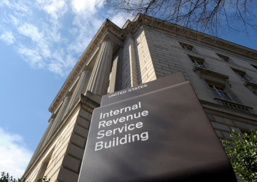 ARCHIVO - El exterior del edificio del Servicio de Impuestos Internos (IRS) en Washington, es fotografiado el 22 de marzo de 2013. (AP Photo/Susan Walsh, Archivo)