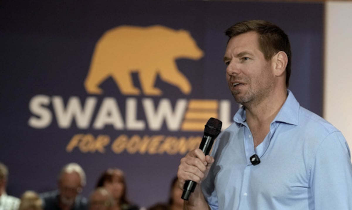 Congresistas Swalwell y Gonzales renunciarán para evitar ser expulsados por conducta sexual indebida