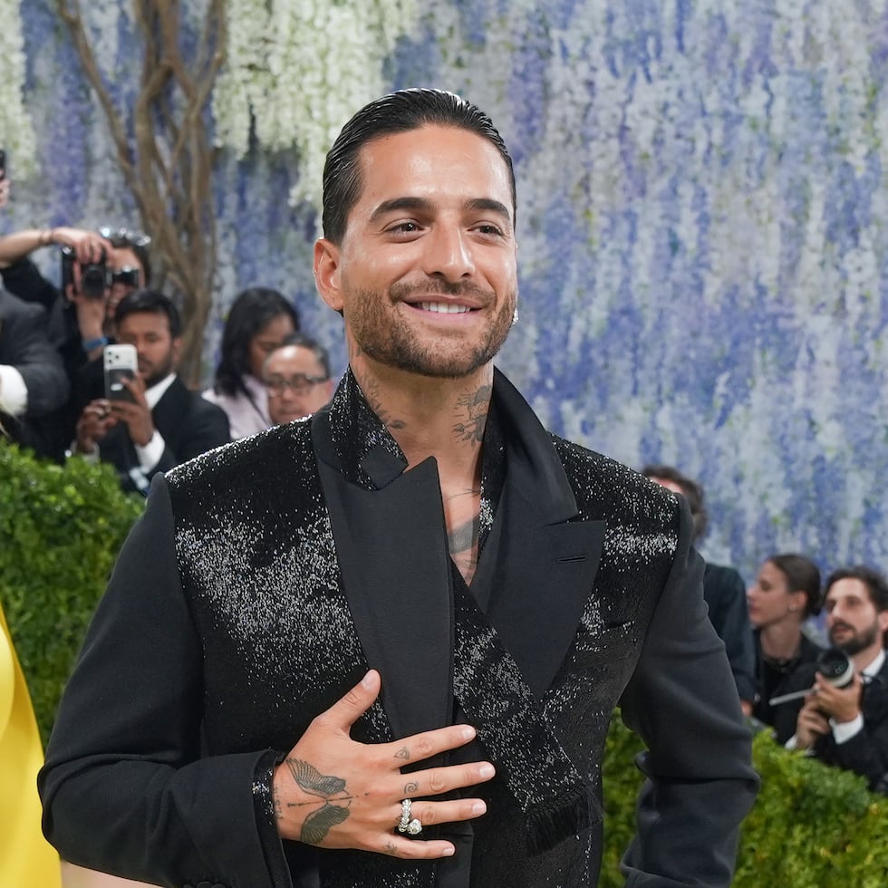 El cantante colombiano Maluma fue captado este 4 de mayo al posar durante la alfombra blanca de la Met Gala, en Nueva York (NY, EE.UU.). EFE/Octavio Guzmán