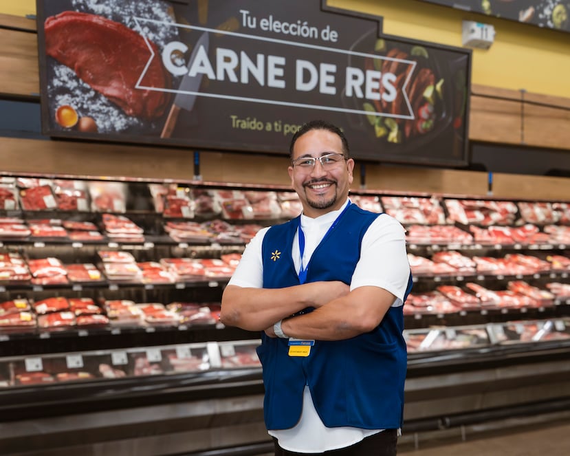 Jorge Cruz Rodríguez es gerente del Departamento de Carnes del Walmart Supercenter de Toa Baja.