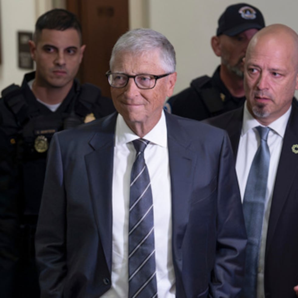Bill Gates, cofundador de Microsoft,expresó esperanzas de que su testimonio sea útil para el comité.
