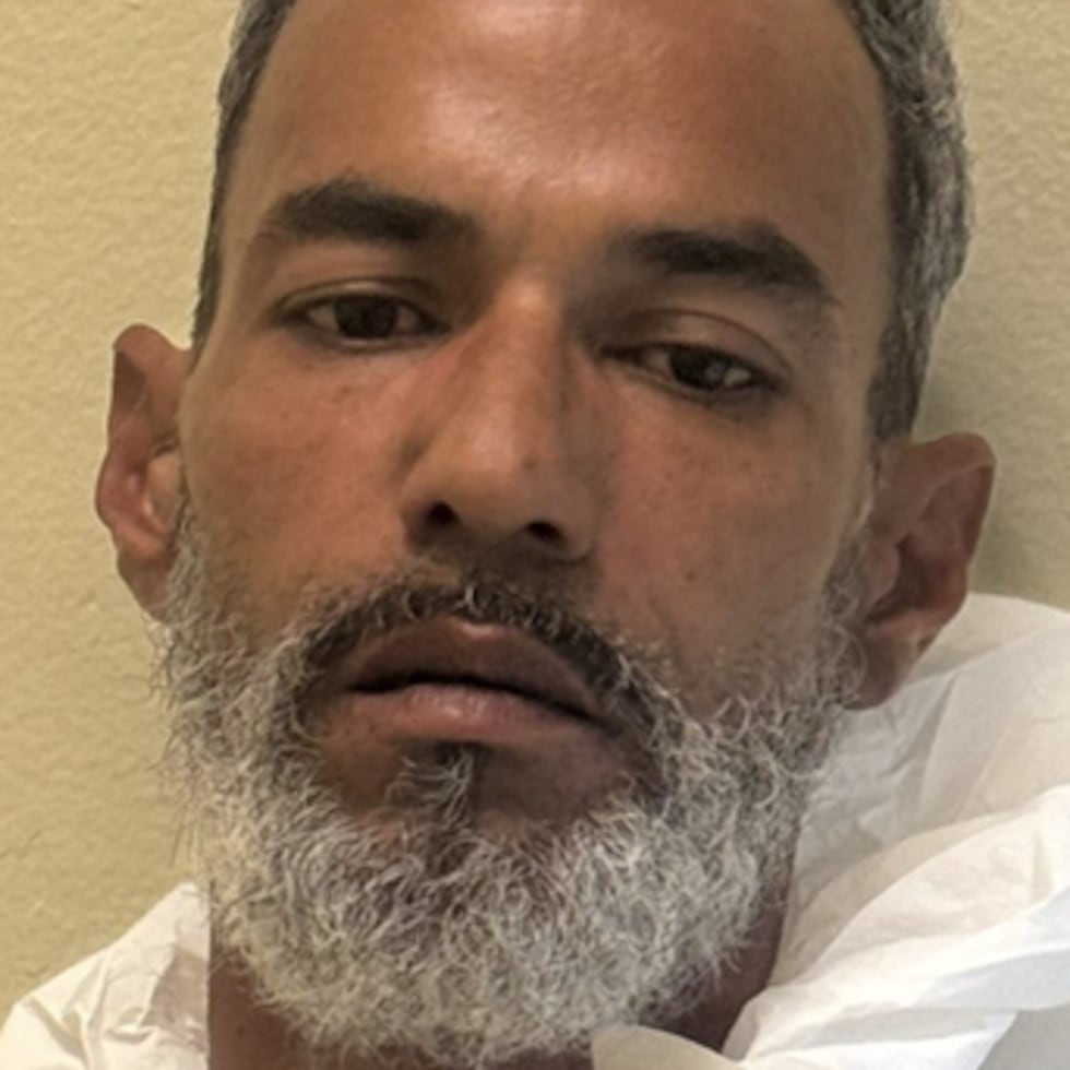 Luis Omar Ávila Dávila, de 43 años.