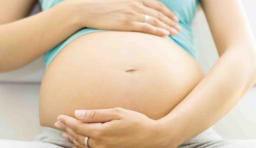 Su madre, Claudineia dos Santos Melo, tenía nueve meses de embarazo cuandole dio una bala perdida. (Archivo)