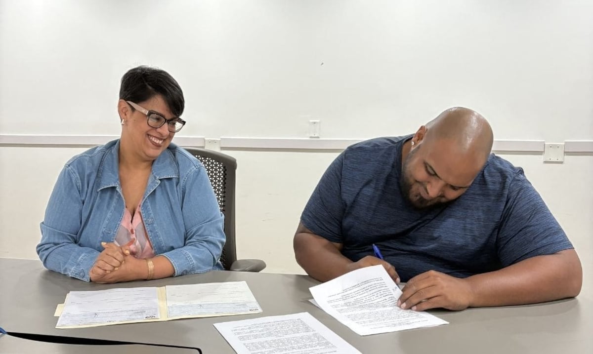 Machito Swing recibe oficialmente el premio de $25,000 como ganador de "Boricuas con talento"