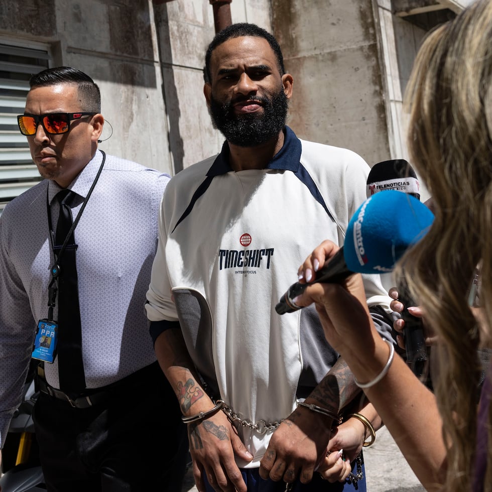 Walter Hodge Jr. también había sido separado de los Cangrejeros por la propia organización de Santurce.