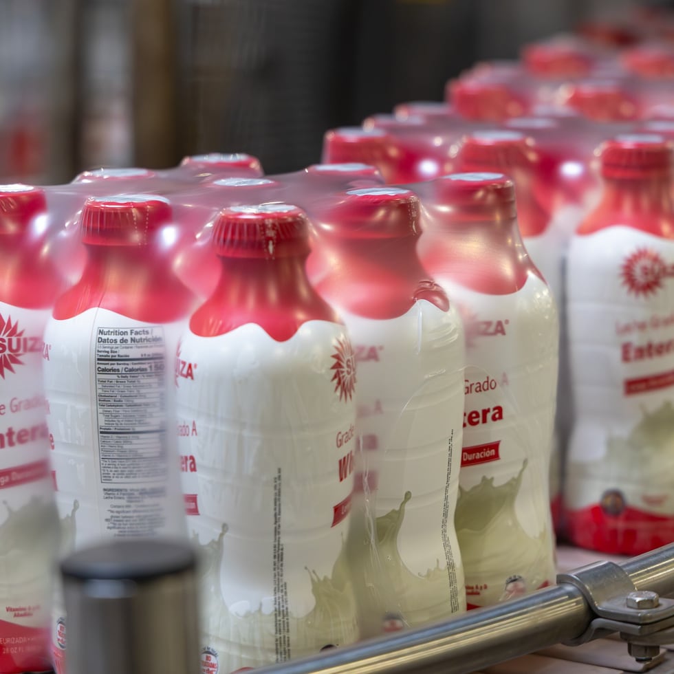 After being closed for a year, the Suiza Dairy processing plant, built by Grupo Gloria, has resumed operations with its new owner, Suiza Caribe, a subsidiary of CC1.