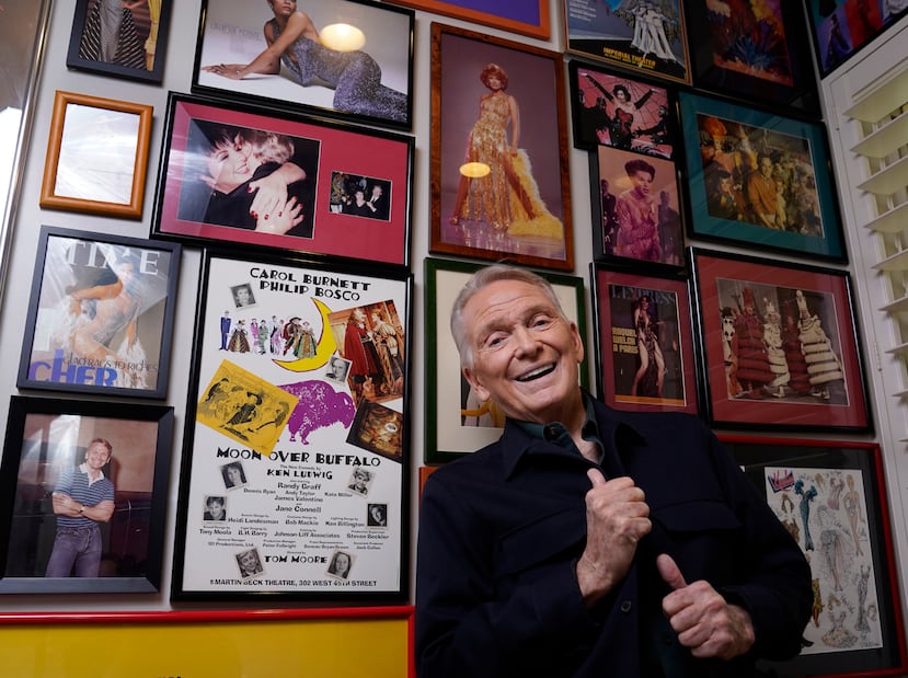 Bob Mackie en su hogar, en Palm Springs, California, el 20 de octubre de 2021.