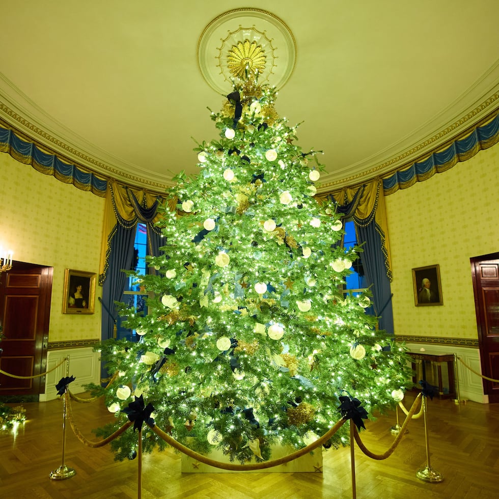 This is how the tree that integrates the Boricua's ornaments looks like.
