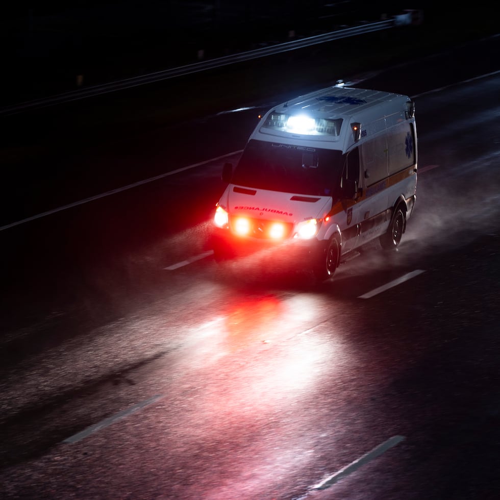 El menor herido fue trasladado a un hospital para atención de la herida.