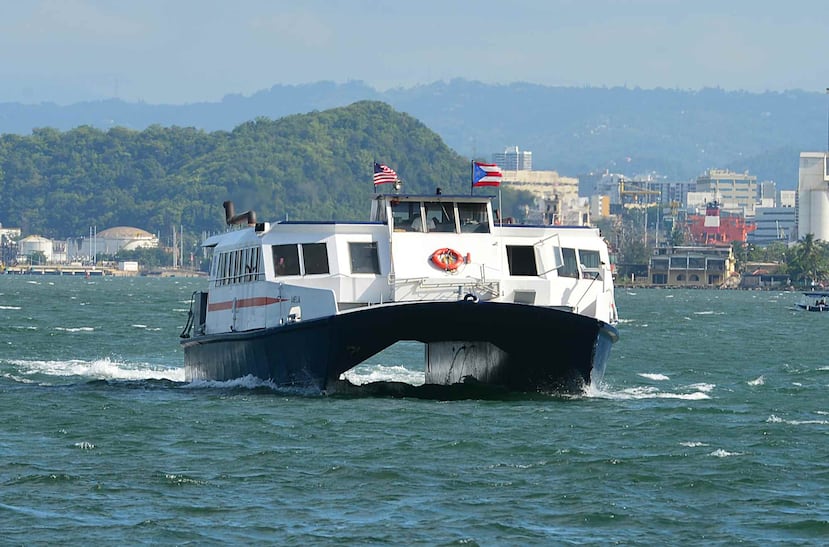 Sólo una nave, tipo catamarán del 1989, hace el breve recorrido entre Cataño y San Juan con viajes que no superan los 80 pasajeros.