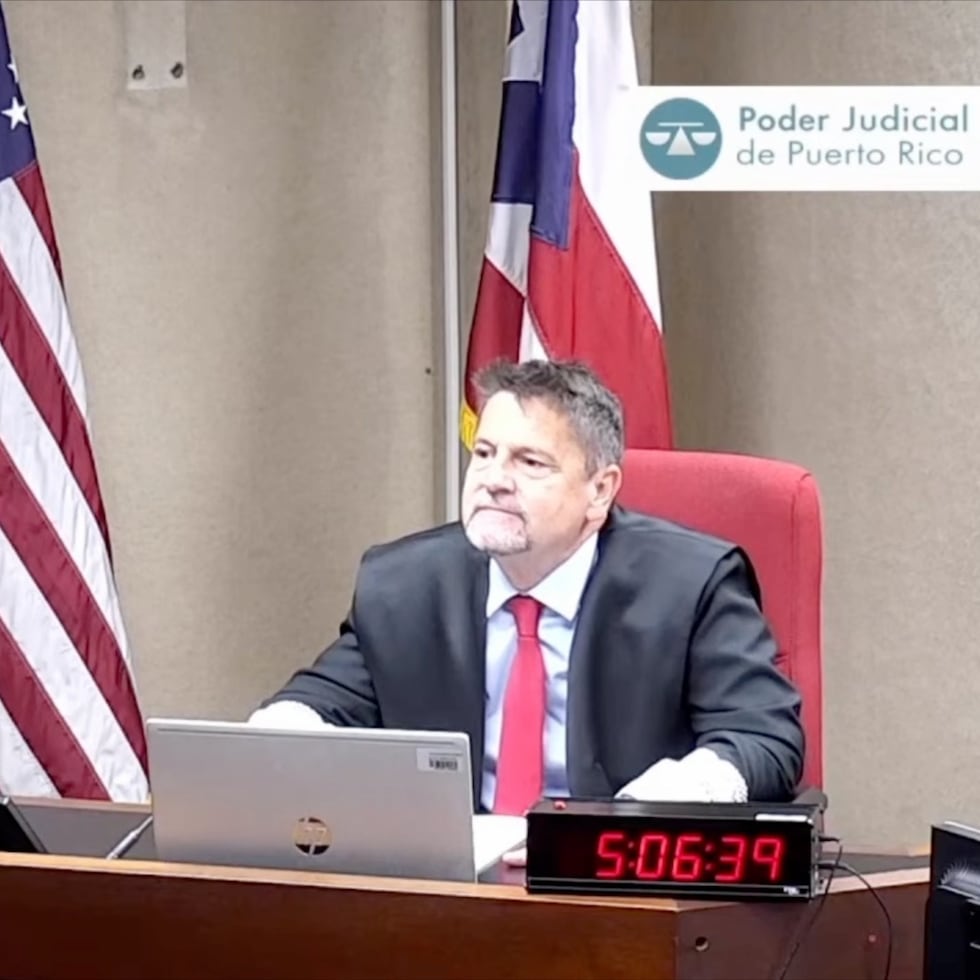 La decisión del juez Ángel M. Llavona Folguera en el caso del asesinato del biólogo Roberto Viqueira ha generado reacciones encontradas. El togado exoneró al enfermero Eduardo Meléndez Velázquez de ultimar a tiros al prominente líder ambiental.