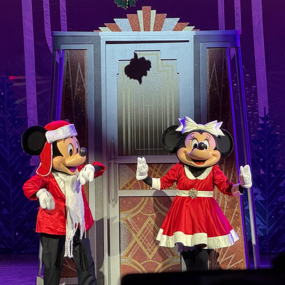 Mickey y Minnie en las Jollywood Nights.