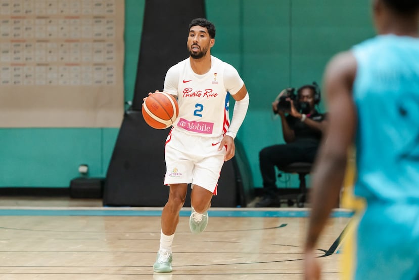 Jezreel de Jesús durante el juego ante Bahamas en la tercera ventana.