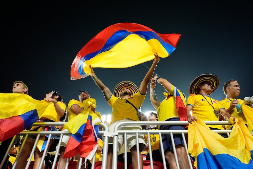 El amarillo de la afición colombiana dominó el estadio en Kansas City, hogar de los Chiefs del football americano de la NFL.