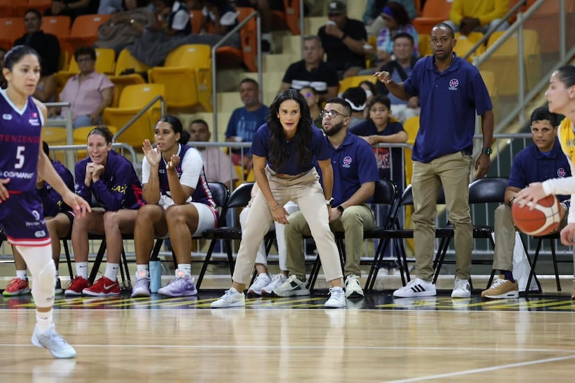 Michelle González y las Atenienses de Manatí están en la final del BSNF.