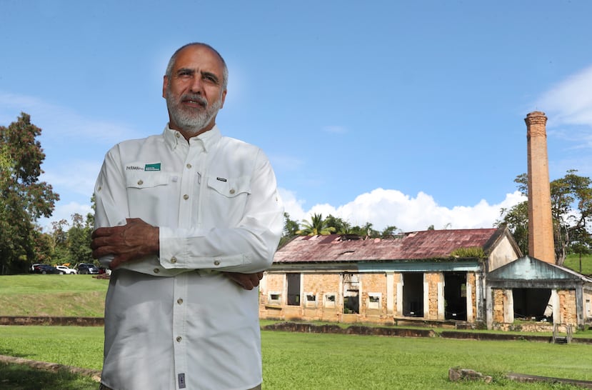 20200312, San Juan
Entrevista a Frenando Lloveras, presidente de Para la Naturaleza con motivo del cincuenta aniversario de la organizacin ambiental realizada en el antiguo acueducto de Ro Piedras.
(FOTO: VANESSA SERRA DIAZ
vanessa.serra@gfrmedia.com)