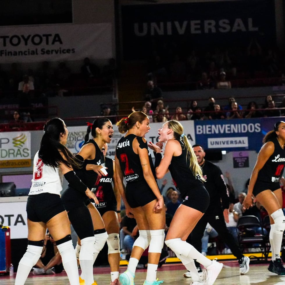 Los parciales del triunfo fueron 25-22, 25-11 y 25-15.