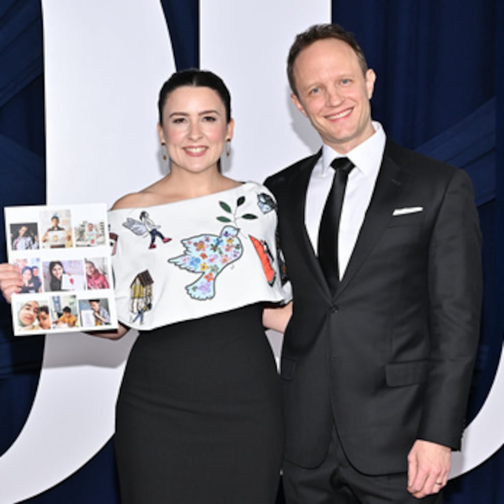 ARCHIVO - La galardonada Rachel Griffin Accurso (también conocida como «Ms. Rachel») y su marido, Aron Accurso, asisten a la entrega de los premios «Glamour Women of the Year» en el Hotel Plaza, el 4 de noviembre de 2025, en Nueva York. (Foto de Evan Agostini/Invision/AP, archivo)