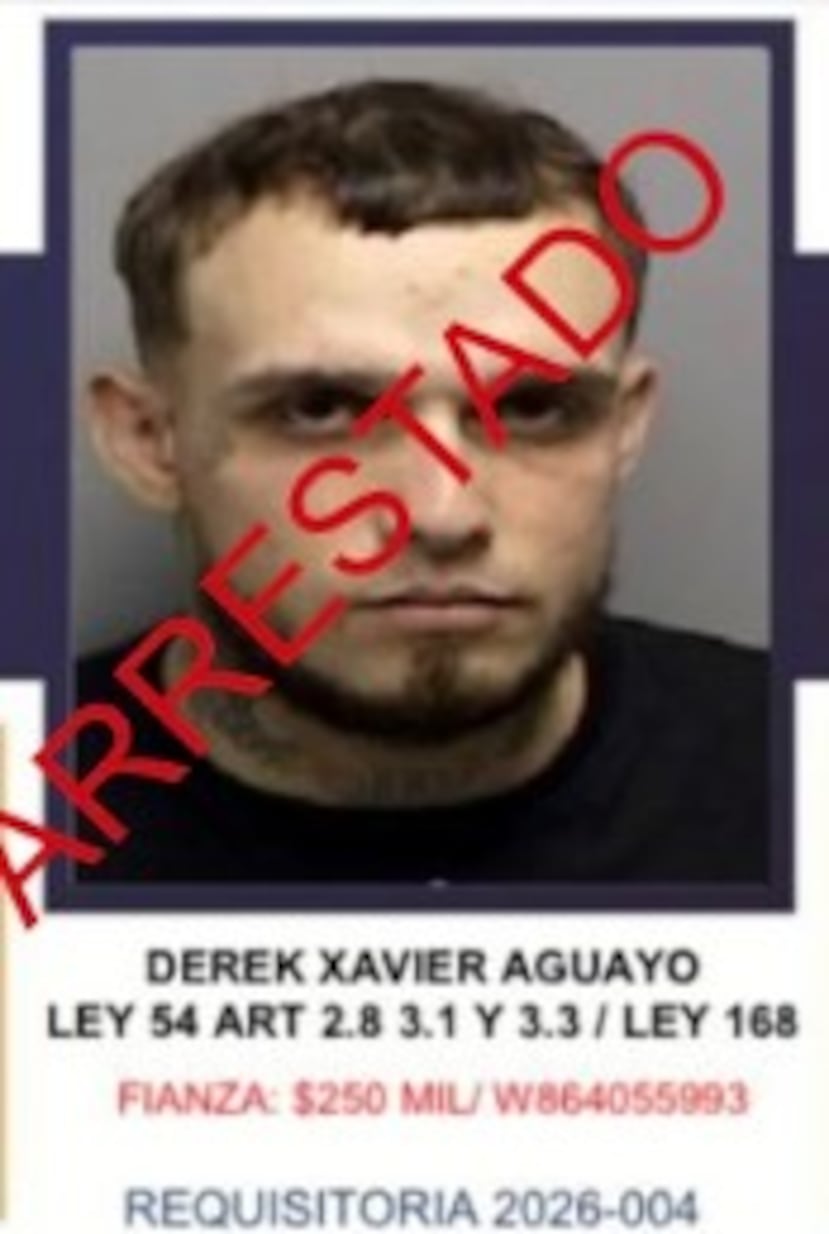 Derek Xavier Aguayo, de 29 años, fue arrestado en el estacionamiento de un centro comercial en Ponce.