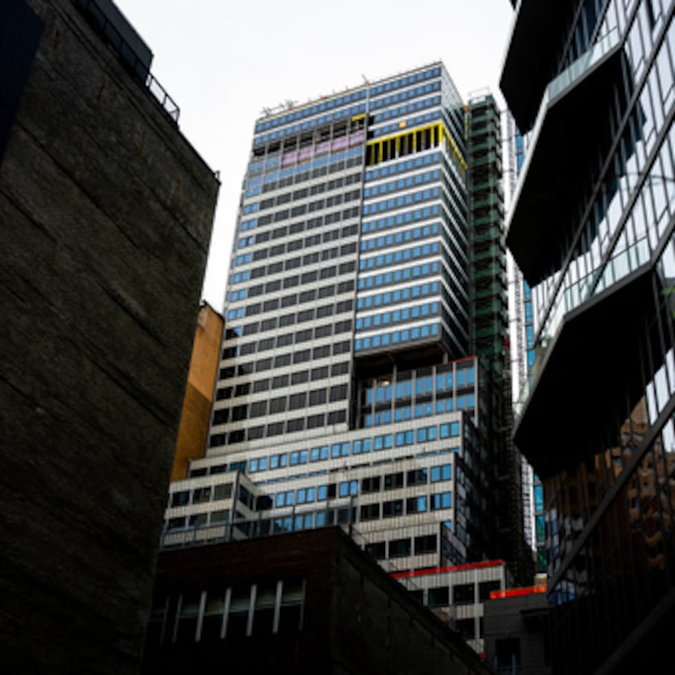 El edificio situado en el número 235 de la calle 42 Este, en Manhattan.