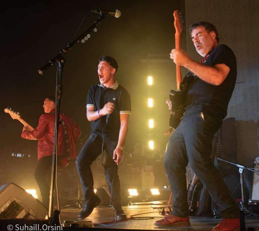 El cantante Edu Ramírez, al centro, se unió a Skapulario en 2024.