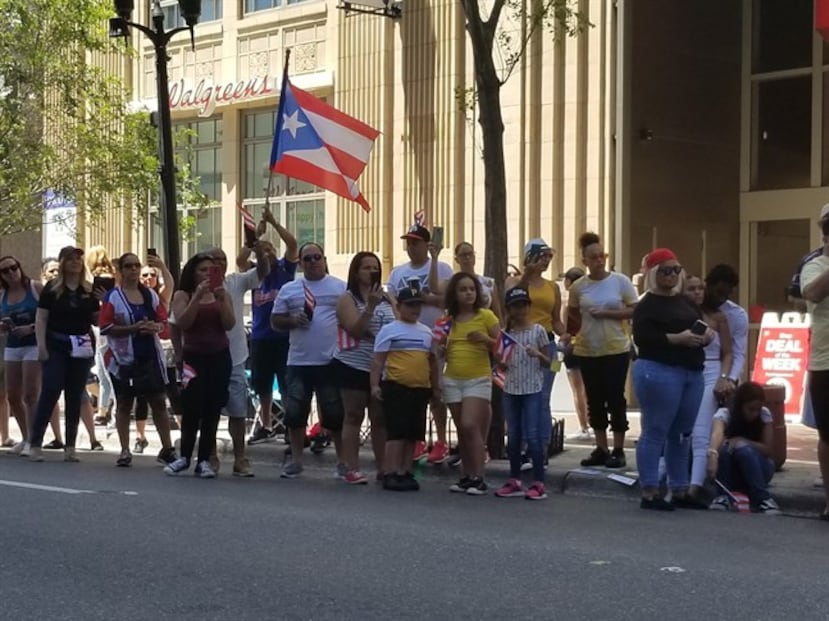 El orgullo boricua se apoderó este sábado de la Calle Orange en Orlando durante el Tercer Desfile Puertorriqueño de Florida. ( Luis Santiago Arce / Para Primera Hora)