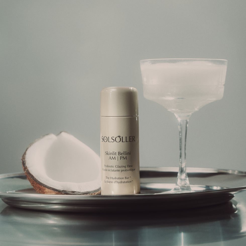 Los productos de la marca están pensados especialmente para ayudar al cuidado y apariencia de la piel de hombres y mujeres de más de 40 años.