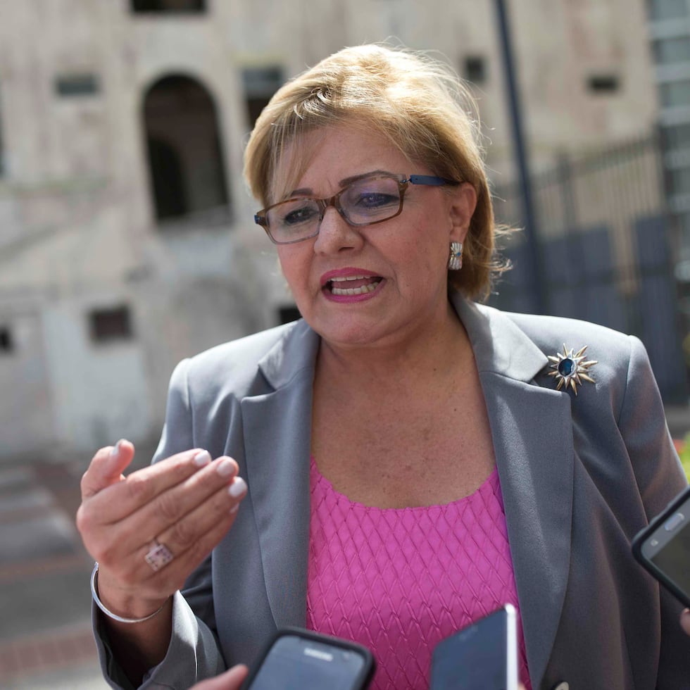 Norma Burgos.
