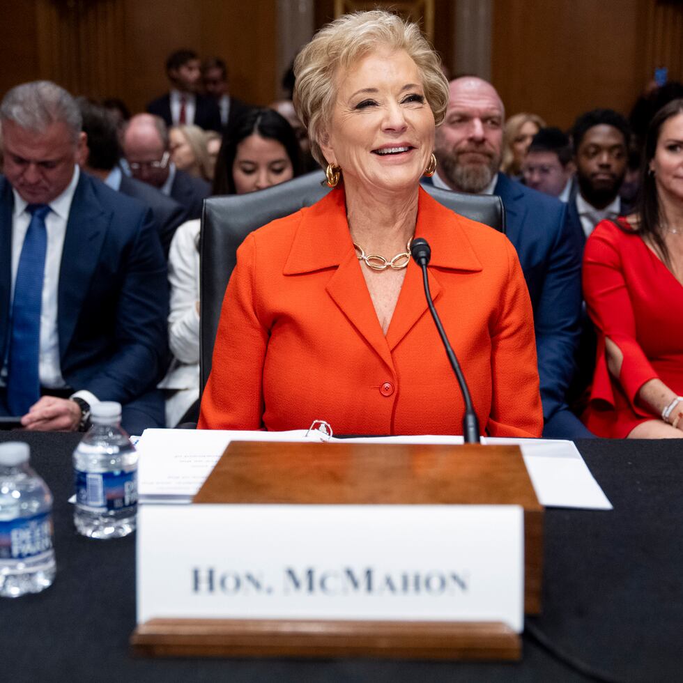Un borrador de la orden ejecutiva ordena la secretaria de Educación federal, Linda McMahon, a tomar "todas las medidas necesarias" para facilitar el cierre de la agencia.