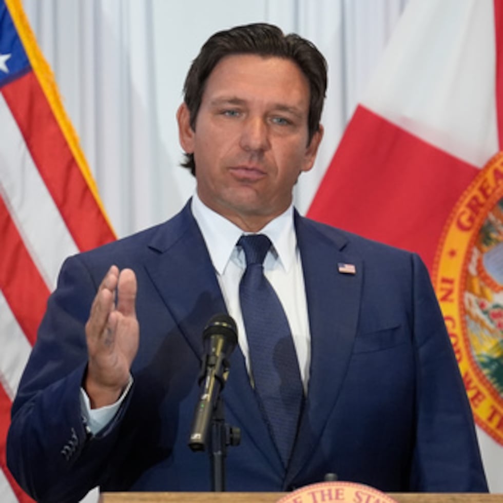 La medida fue avalada por el gobernador de Florida, Ron DeSantis.
