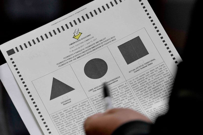 En la papeleta, los electores escogieron entre la estadidad, la libre asociación/independencia o el actual status territorial.